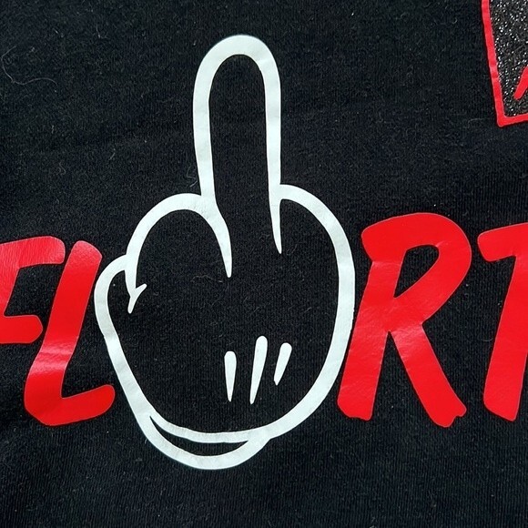 Flirt FU Middle Finger Heartbroken Hoodie Sweatshirt size Small Black Red Heart - Picture 3 of 15